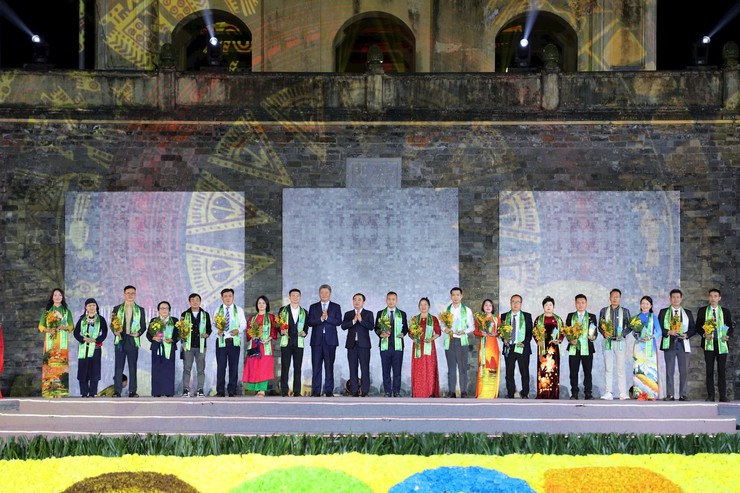 Khai mạc Festival OCOP Hà Nội 2025: “Việt Nam - Hội tụ và Lan tỏa”- Ảnh 5.