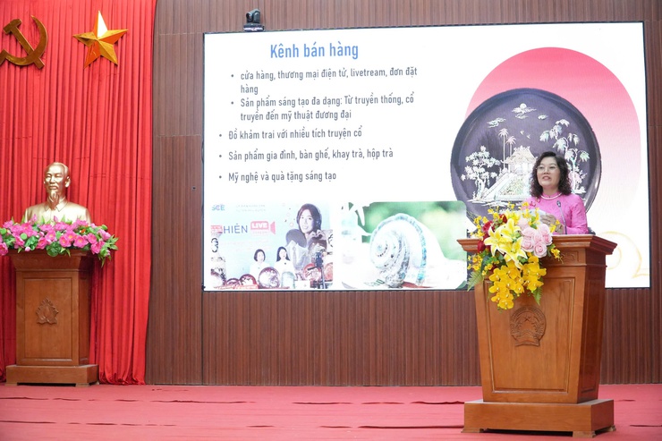 Hội thảo bảo tồn và phát triển làng nghề gắn với du lịch, chuyển đổi số- Ảnh 3.