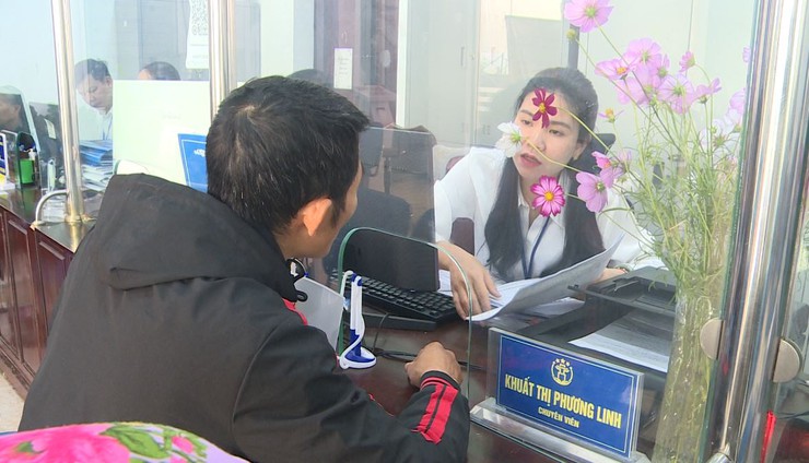 Người "kết nối" dịch vụ công với Nhân dân ở Phúc Lộc- Ảnh 6.