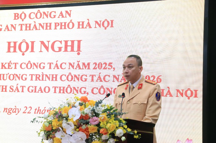 Trật tự, an toàn giao thông Thủ đô được giữ vững, tai nạn giao thông giảm sâu- Ảnh 1.