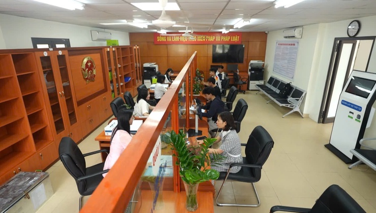 Phường Xuân Phương triển khai cấp chữ ký số cá nhân miễn phí cho người dân- Ảnh 3.