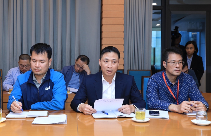 Phó Chủ tịch UBND Thành phố Trương Việt Dũng chủ trì tháo gỡ vướng mắc về quản lý, vận hành chung cư Smile Building- Ảnh 2.