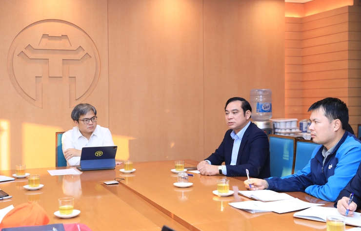 Phó Chủ tịch UBND Thành phố Trương Việt Dũng chủ trì tháo gỡ vướng mắc về quản lý, vận hành chung cư Smile Building- Ảnh 3.