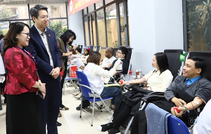 “Ngày hội Hiến máu tình nguyện năm 2025” phường Cửa Nam- Ảnh 2.