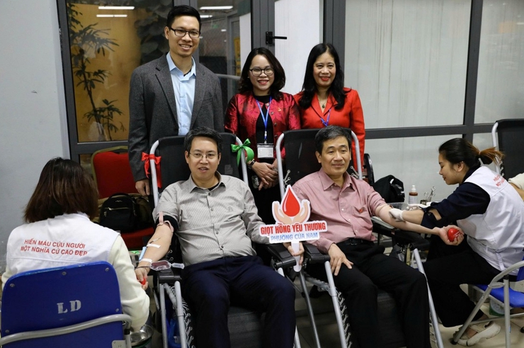 “Ngày hội Hiến máu tình nguyện năm 2025” phường Cửa Nam- Ảnh 1.