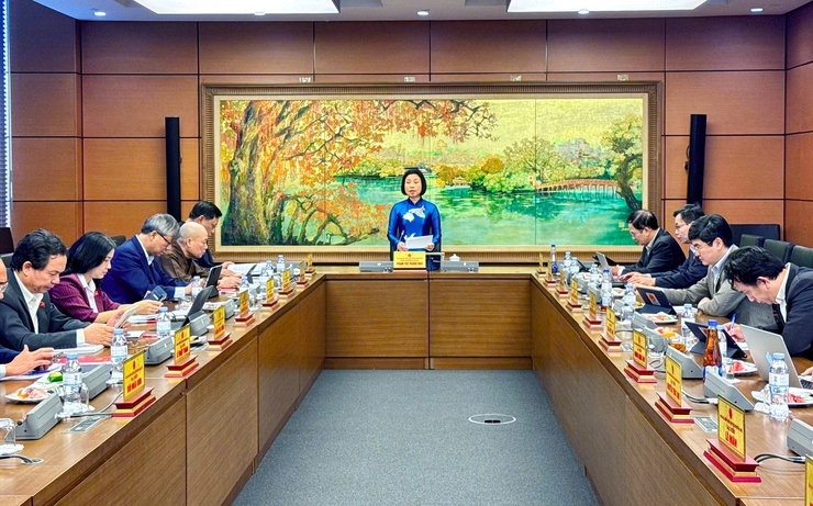 Đoàn Đại biểu Quốc hội Hà Nội thảo luận tại tổ về hợp nhất 3 chương trình mục tiêu quốc gia- Ảnh 1.