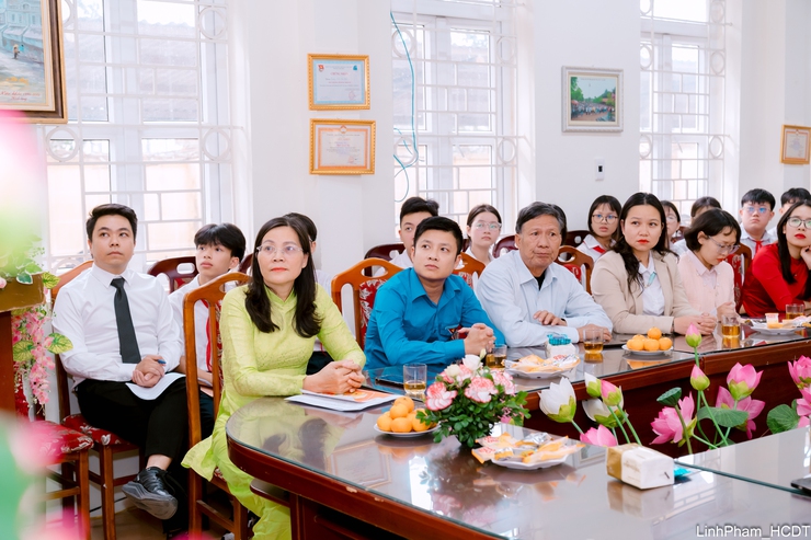 Phường Long Biên lan tỏa mạnh mẽ phong trào “Sáng - Xanh - Sạch - Đẹp” tại Trường THCS Cự Khối- Ảnh 6.