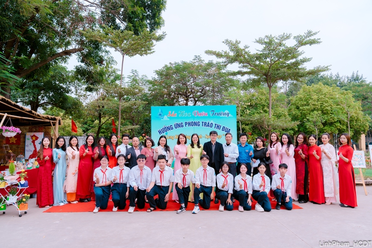 Phường Long Biên lan tỏa mạnh mẽ phong trào “Sáng - Xanh - Sạch - Đẹp” tại Trường THCS Cự Khối- Ảnh 15.