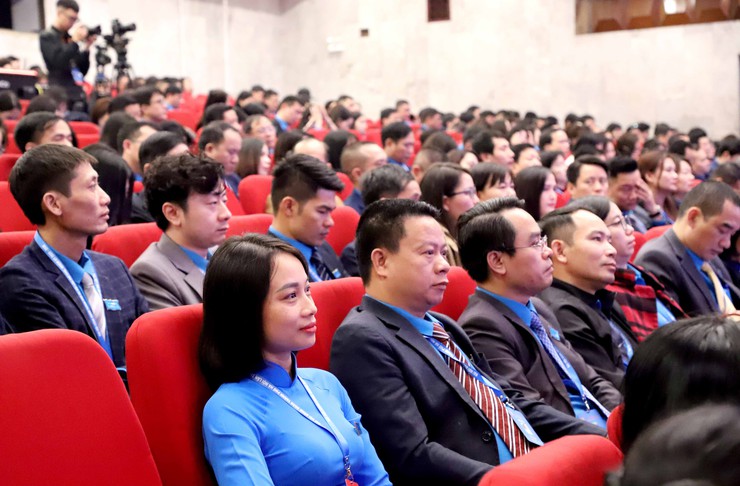 Đại hội Công đoàn thành phố Hà Nội lần thứ XVIII, nhiệm kỳ 2025 - 2030 thành công tốt đẹp- Ảnh 3.