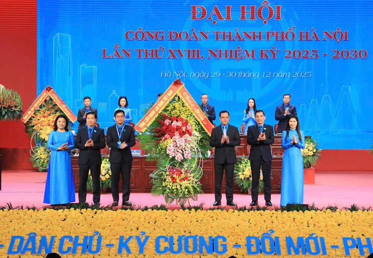 Đại hội Công đoàn thành phố Hà Nội lần thứ XVIII, nhiệm kỳ 2025 - 2030 thành công tốt đẹp- Ảnh 4.