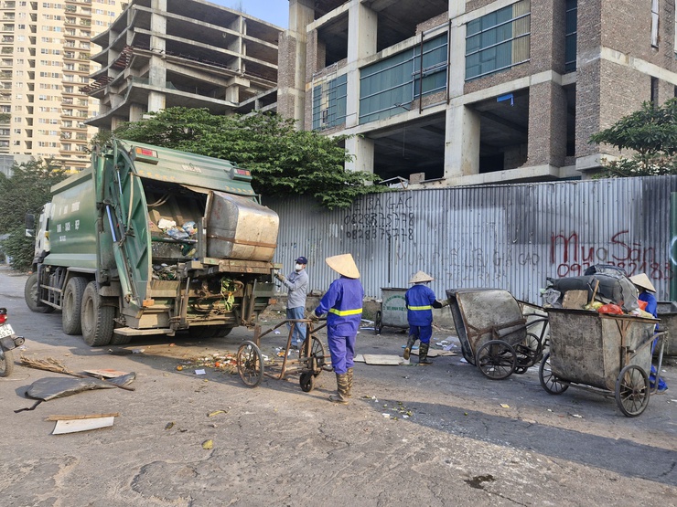 Phân cấp công tác vệ sinh môi trường: Thử thách và cơ hội đổi mới quản trị từ cơ sở- Ảnh 1.