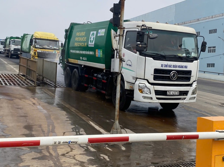 Phân cấp công tác vệ sinh môi trường: Thử thách và cơ hội đổi mới quản trị từ cơ sở- Ảnh 3.