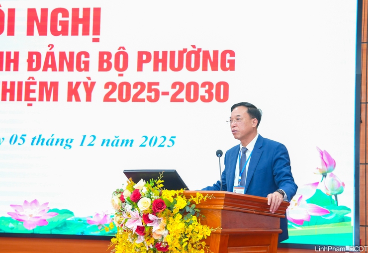 Phường Long Biên bứt phá năm 2025: Kinh tế - xã hội tăng trưởng, mô hình hai cấp vận hành hiệu quả- Ảnh 2.