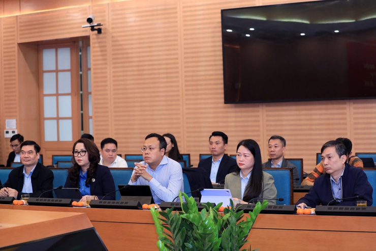 Hanoi Mayor Vu Dai Thang holds meeting with Ba Dinh Ward- Ảnh 2.