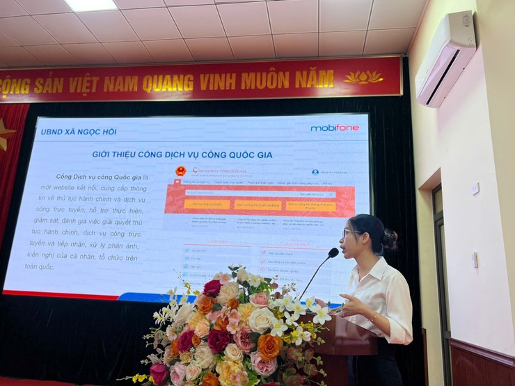 Đẩy mạnh công tác chuyển đổi số - Nhiệm vụ trọng tâm trên địa bàn xã Ngọc Hồi- Ảnh 1.