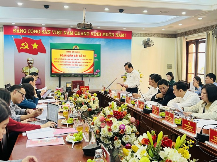 Phường Văn Miếu - Quốc Tử Giám thực hiện tốt 8 nhiệm vụ theo các nội dung chuyên đề rõ người, rõ việc- Ảnh 1.