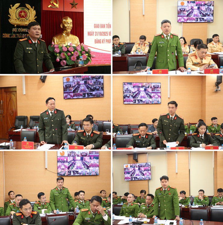 Công an thành phố Hà Nội tăng tốc làm sạch dữ liệu giấy phép lái xe- Ảnh 2.