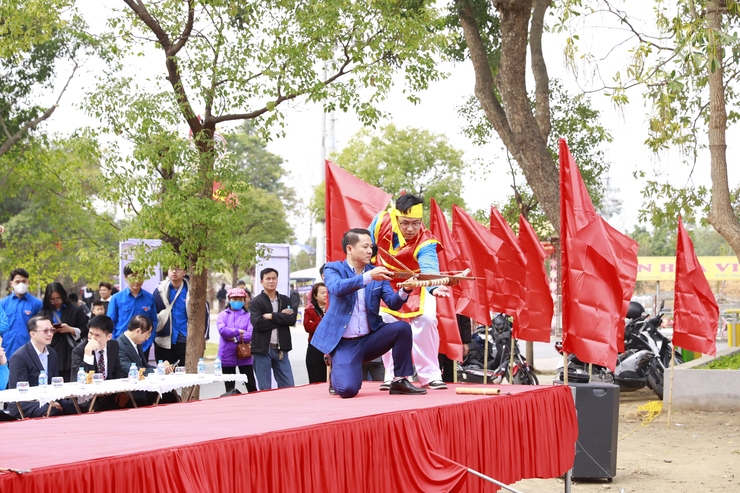 Đông Anh khai mạc các hoạt động văn hóa - thể thao tại Lễ hội Cổ Loa Xuân Ất Tỵ 2025- Ảnh 7.