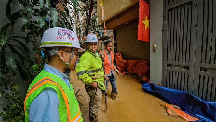 Lý giải việc phụ gia bị phun lên mặt đất trong khi đào hầm đường sắt Nhổn- ga Hà Nội- Ảnh 2.