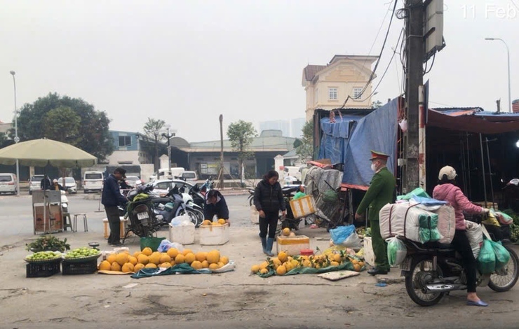 Phường Vĩnh Hưng: Duy trì thường xuyên việc kiểm tra, xử lý nghiêm vi phạm trật tự đô thị- Ảnh 5.