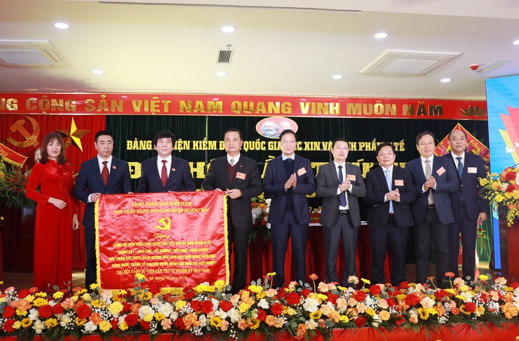 Đại hội điểm Đảng bộ Viện kiểm định Quốc gia Vắc xin và Sinh phẩm y tế- Ảnh 5.