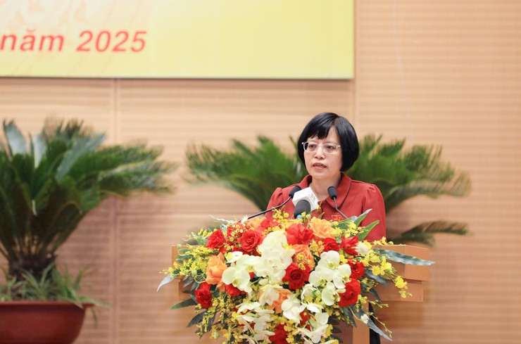 Hà Nội phấn đấu năm 2025 đạt mục tiêu tăng trưởng 8% trở lên- Ảnh 2.