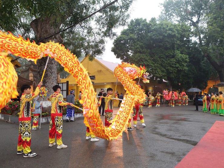 Chủ tịch nước Lương Cường chủ trì Lễ dâng hương khai Xuân Ất Tỵ tại Hoàng thành Thăng Long- Ảnh 11.