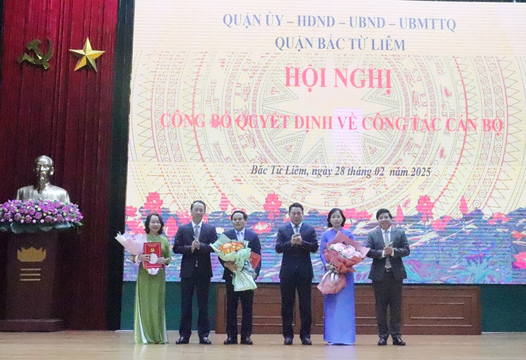 Quận Bắc Từ Liêm công bố quyết định thành lập Ban Tuyên giáo và Dân vận Quận ủy- Ảnh 5.