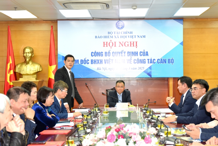Ông Nguyễn Ngọc Huyến được bổ nhiệm làm Giám đốc Bảo hiểm xã hội khu vực I- Ảnh 3.