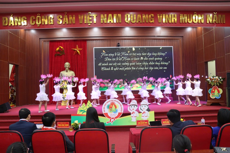 Phú Xuyên: 55.980 em đội viên được nhận chuyên hiệu “Cháu ngoan bác Hồ - chủ nhân Thăng long”- Ảnh 3.