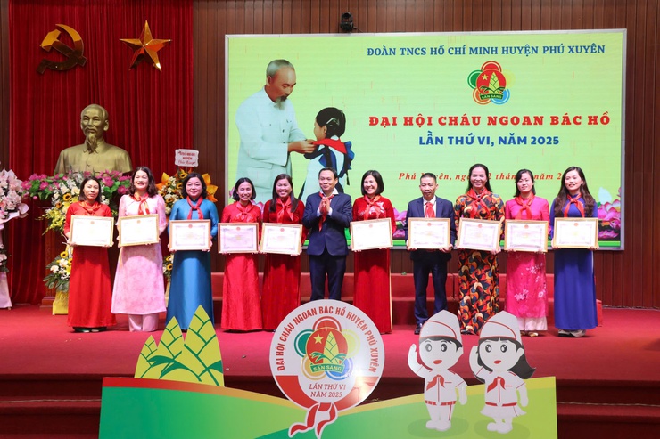 Phú Xuyên: 55.980 em đội viên được nhận chuyên hiệu “Cháu ngoan bác Hồ - chủ nhân Thăng long”- Ảnh 7.