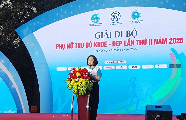 Gần 1.000 vận động viên tham gia giải đi bộ “Phụ nữ Thủ đô khỏe - đẹp” lần thứ II- Ảnh 1.