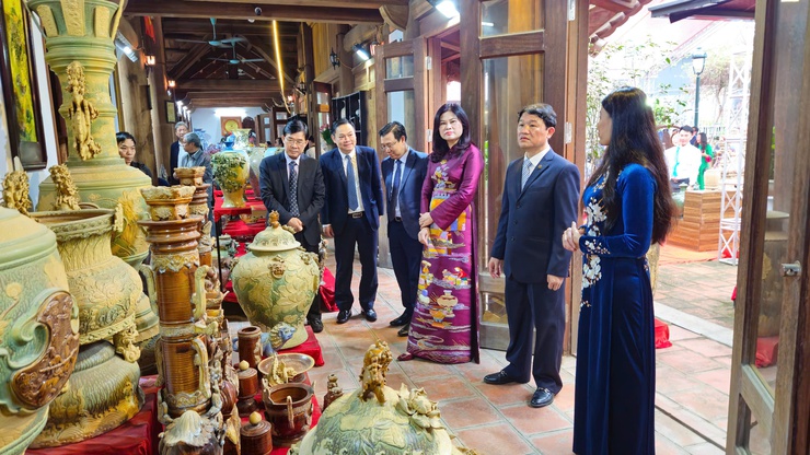 Công bố nghề gốm Kim Lan là Di sản văn hóa phi vật thể Quốc gia- Ảnh 5.