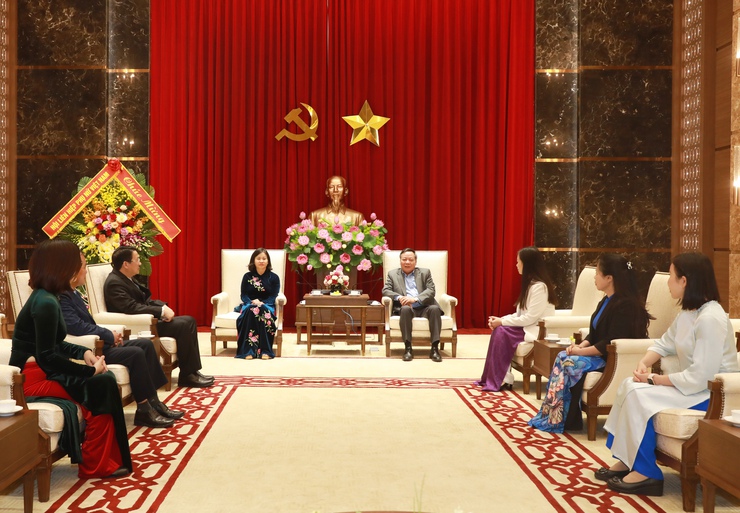 Trung ương Hội Liên hiệp phụ nữ Việt Nam chúc mừng Đảng bộ Thành phố- Ảnh 1.