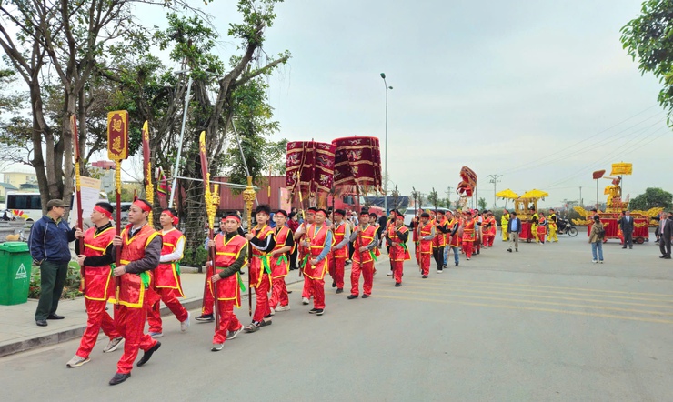 Khai mạc lễ hội truyền thống đền, chùa Bà Tấm - Hoàng Thái hậu Ỷ Lan- Ảnh 2.