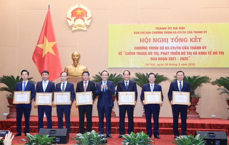 Hanoi districts extends efforts to improve urban infrastructure and economy- Ảnh 2.