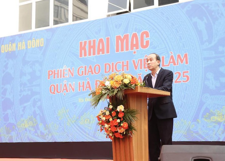 56 đơn vị tham gia tuyển dụng tại phiên giao dịch việc làm quận Hà Đông- Ảnh 4.