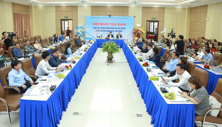Hanoi sees media as key to shaping a civilized, elegant city- Ảnh 1.