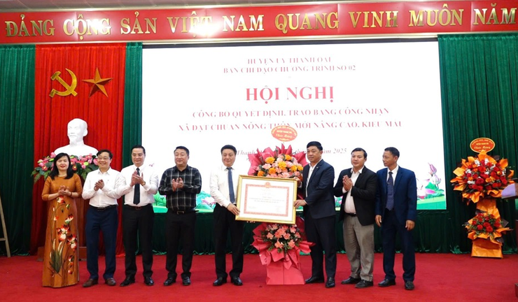 Thanh Oai: Trao bằng công nhận cho 4 xã nông thôn mới nâng cao, kiểu mẫu- Ảnh 3.