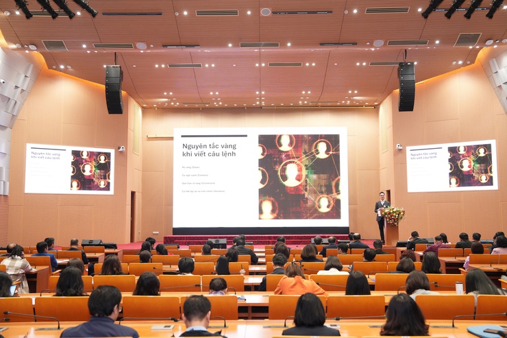 Công chức Văn phòng UBND thành phố Hà Nội tiên phong ứng dụng AI trong xử lý công việc chuyên môn- Ảnh 4.