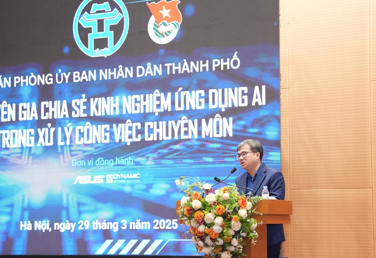 Công chức Văn phòng UBND thành phố Hà Nội tiên phong ứng dụng AI trong xử lý công việc chuyên môn- Ảnh 2.