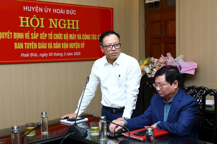 Hoài Đức công bố quyết định thành lập Ban Tuyên giáo và Dân vận Huyện ủy- Ảnh 2.