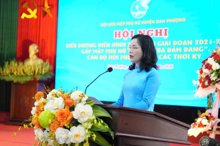 Tỏa sáng truyền thống quê hương qua phong trào phụ nữ "Ba đảm đang"- Ảnh 1.