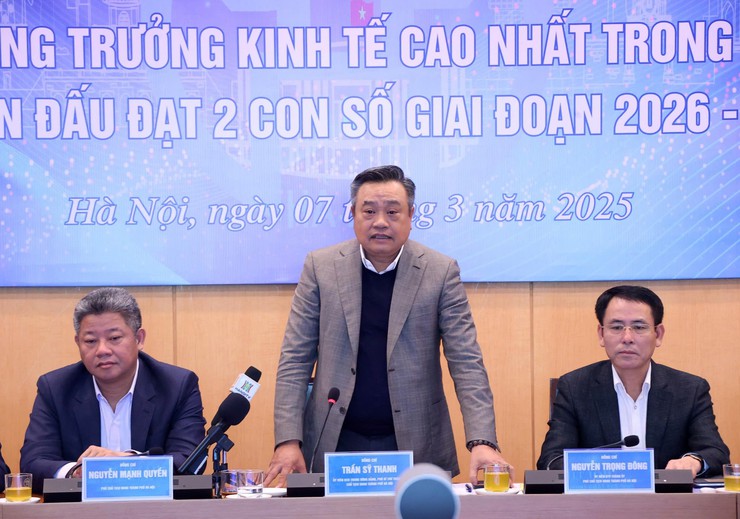 Hà Nội tham vấn các chuyên gia, nhà khoa học để thúc đẩy tăng trưởng kinh tế cao nhất- Ảnh 8.