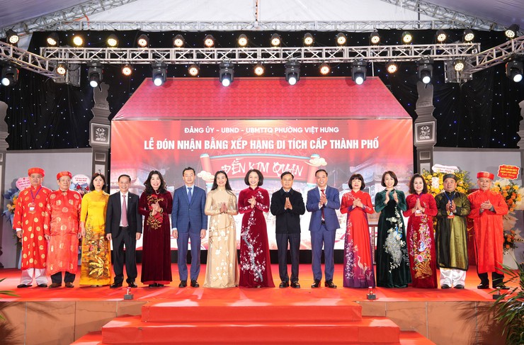 Trang trọng Lễ đón nhận Bằng xếp hạng Di tích lịch sử văn hóa cấp thành phố -  Đền Kim Quan- Ảnh 13.