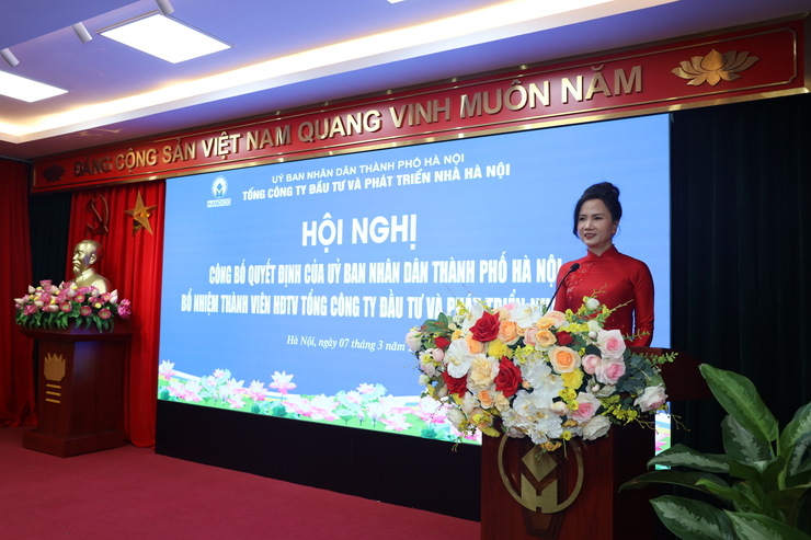 Công bố quyết định bổ nhiệm Thành viên Hội đồng thành viên, Phó Tổng Giám đốc Tổng công ty Đầu tư và Phát triển nhà Hà Nội- Ảnh 3.
