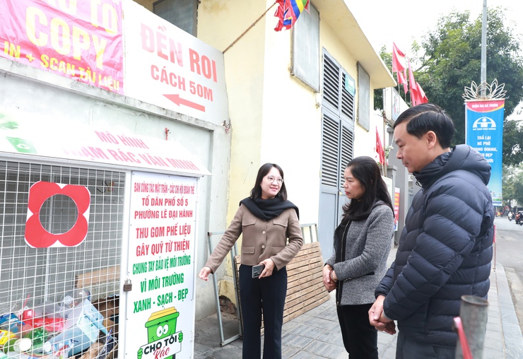 Quận Hai Bà Trưng: Phát huy vai trò của Ban công tác Mặt trận, tổ dân phố trong giữ gìn, làm đẹp môi trường- Ảnh 8.