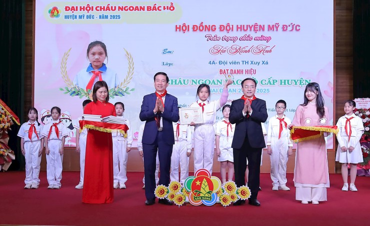 Tuyên dương 84 "Cháu ngoan Bác Hồ" tiêu biểu huyện Mỹ Đức- Ảnh 3.