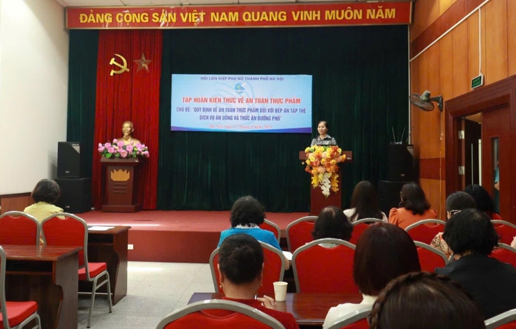 Nâng cao nhận thức an toàn thực phẩm cho phụ nữ Thủ đô- Ảnh 1.