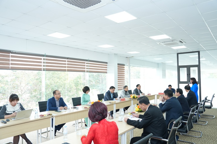 Đảng ủy Khối Doanh nghiệp quận Long Biên thúc đẩy chuyển đổi số và kết nối doanh nghiệp- Ảnh 1.